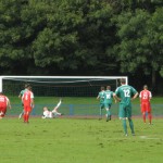Elfmeter für Hassel zum 1:1, keine Chance für Nowak