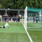 Das 0:1 durch Steve Sam