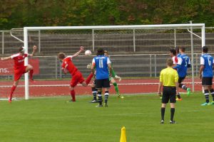Der Siegtreffer zum 1:0 für Kaan durch Kopfball Dennis Noll (84.)